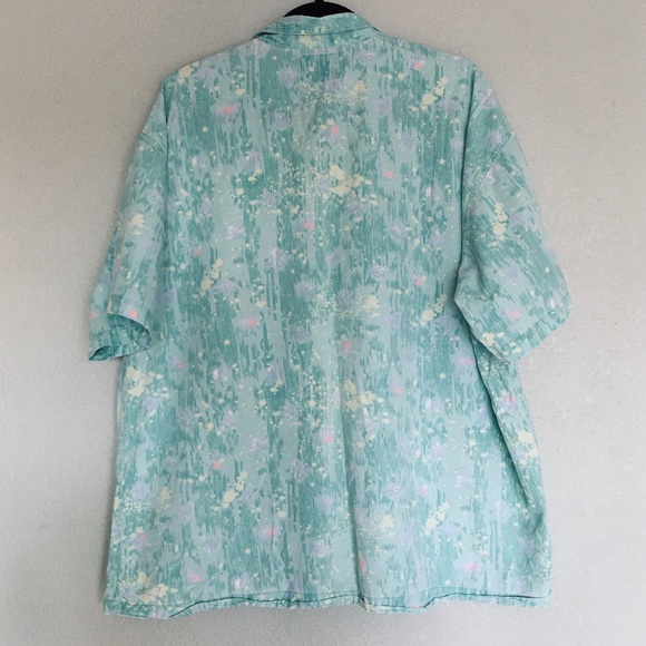 Vintage Beach Club XL Button Up - Picture 4 of 4